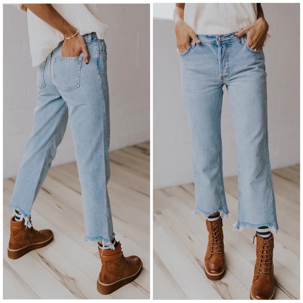 We the Free People Maggie Midrise Straight Leg Distressed Jean Size 28 Raw Hem